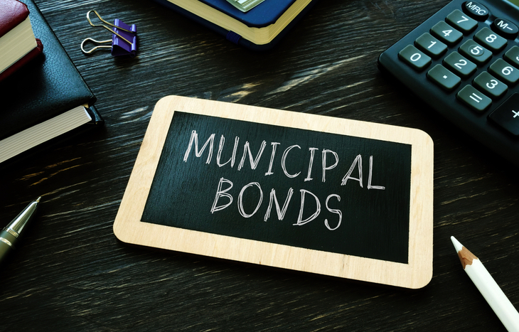 Pros and cons of tax free bonds.