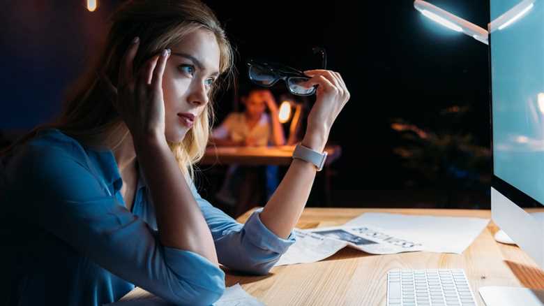 53% Of College Students Feel Pressured By Social Media To Overspend