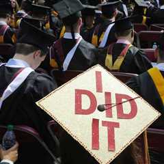 Student Loan Interest Deduction: 2026 Income Limits, Who Qualifies, And How To Claim It