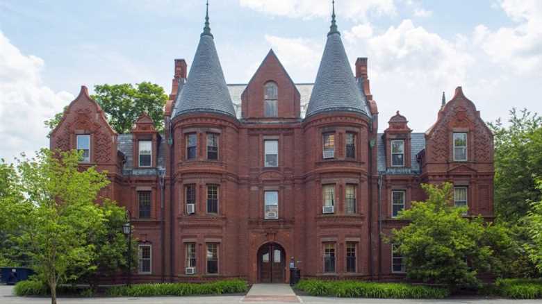 Wellesley Goes Tuition-Free At $200,000, Joining Harvard And MIT